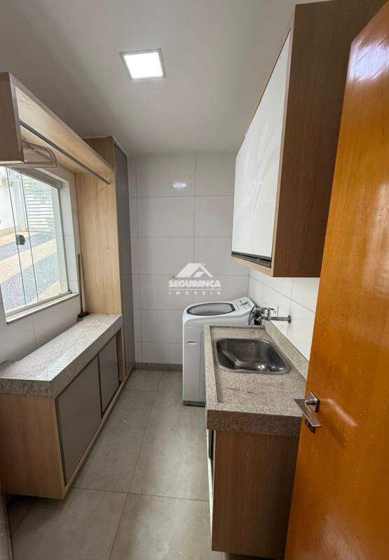 Casa à venda no LAGOA SANTA: 