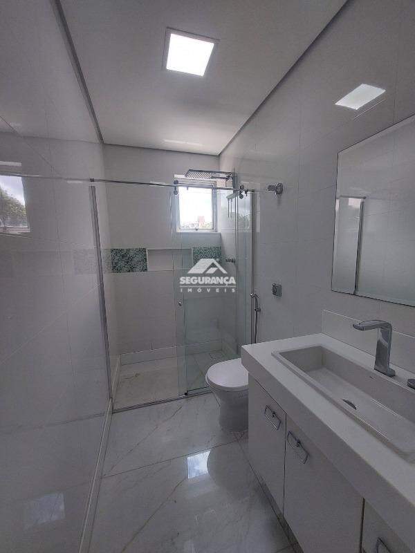 Apartamento para aluguel no Centro: BANHEIRO SOCIAL