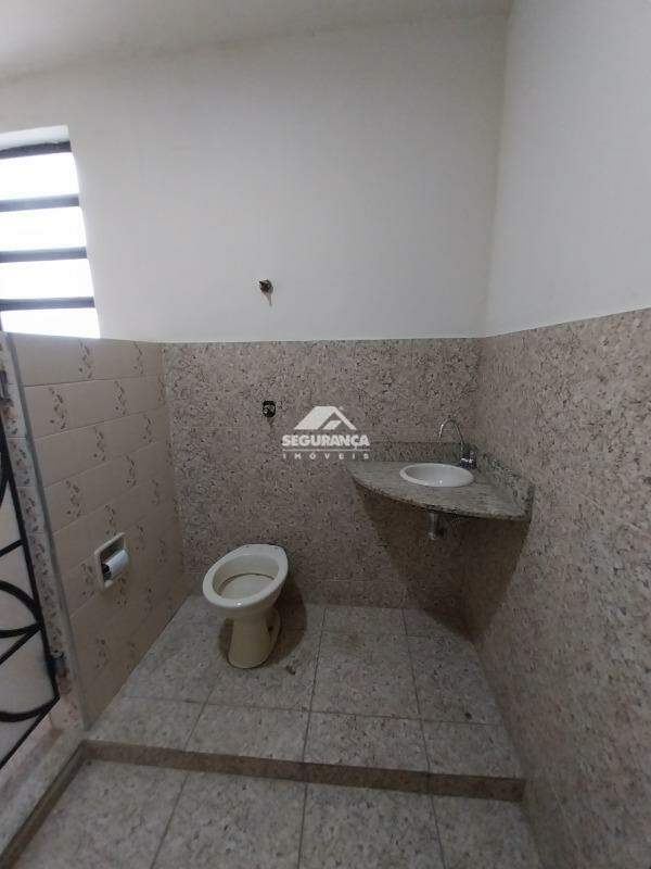 Apartamento para aluguel no Centro: BANHEIRO DCE