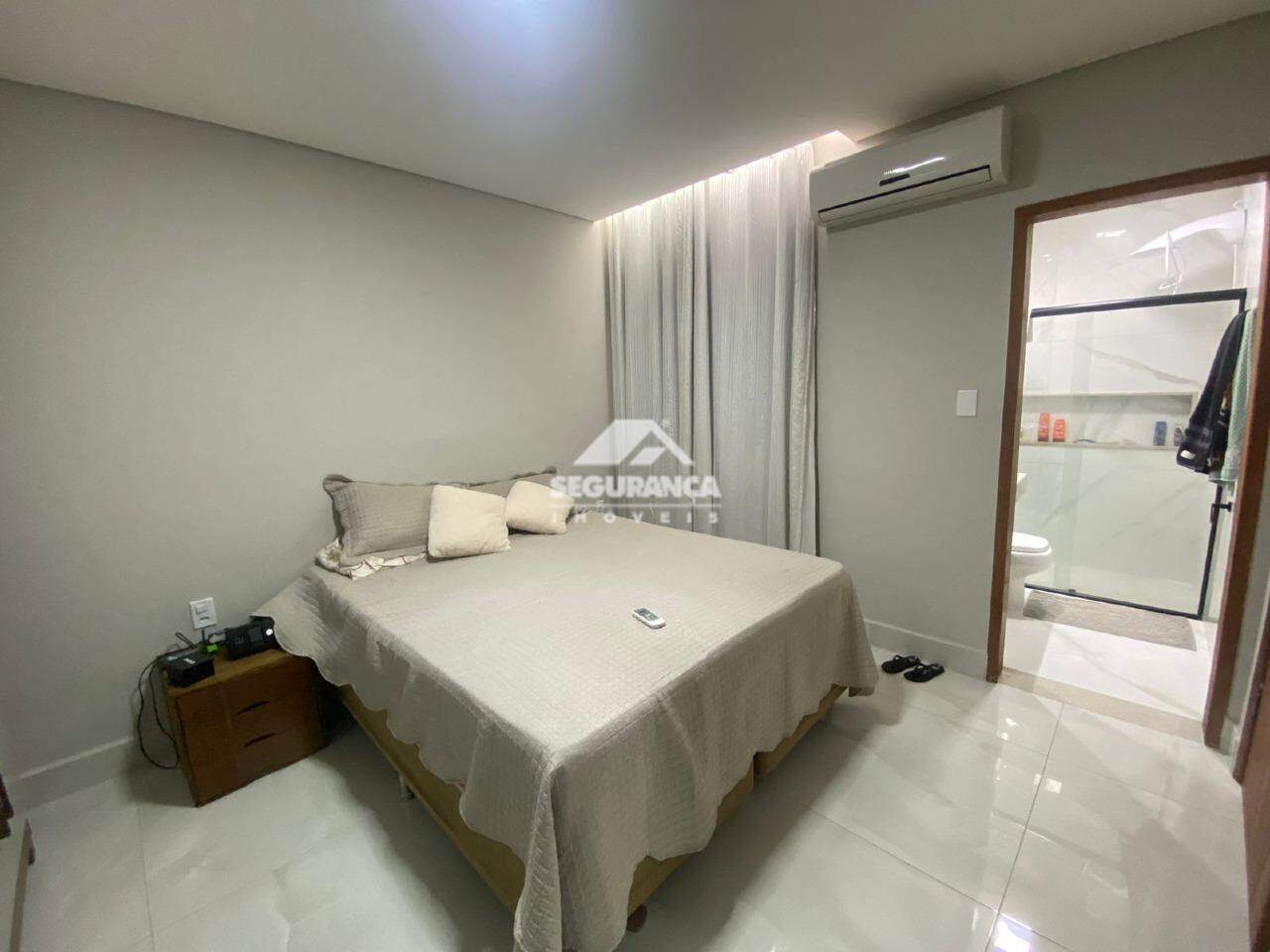 Casa à venda no GRA DUQUESA: 