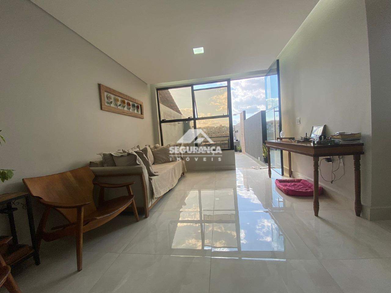 Casa à venda no GRA DUQUESA: