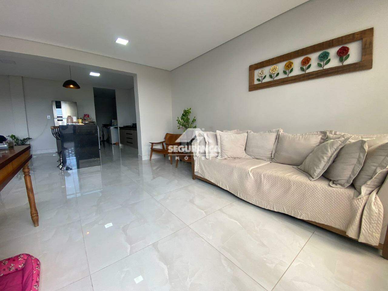 Casa à venda no GRA DUQUESA: