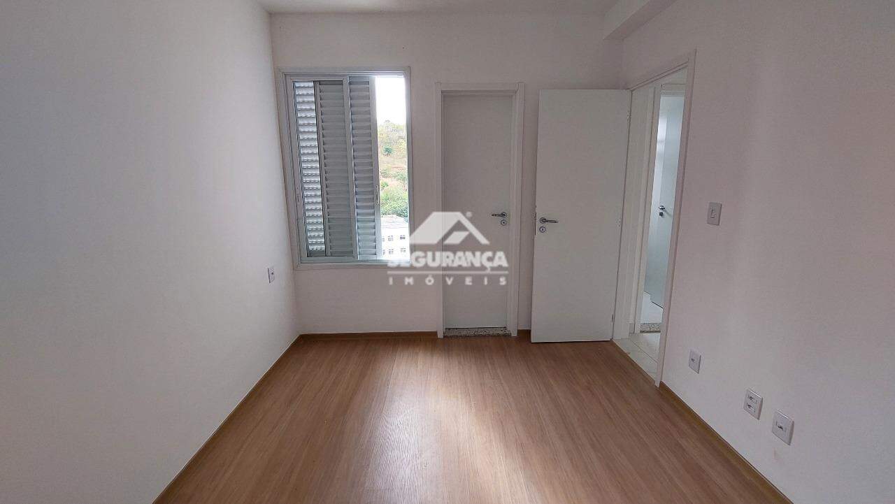 Apartamento para aluguel no ESPLANADINHA: SUÍTE