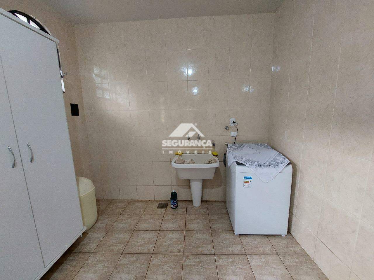 Casa para aluguel no Ilha dos Araújos: ÁREA DE SERVIÇO
