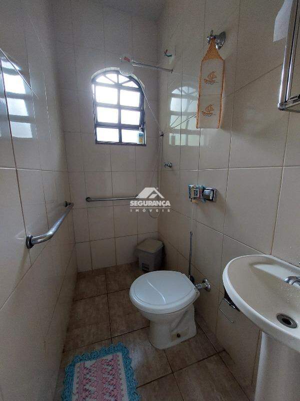 Casa para aluguel no Ilha dos Araújos: BANHEIRO DA DCE