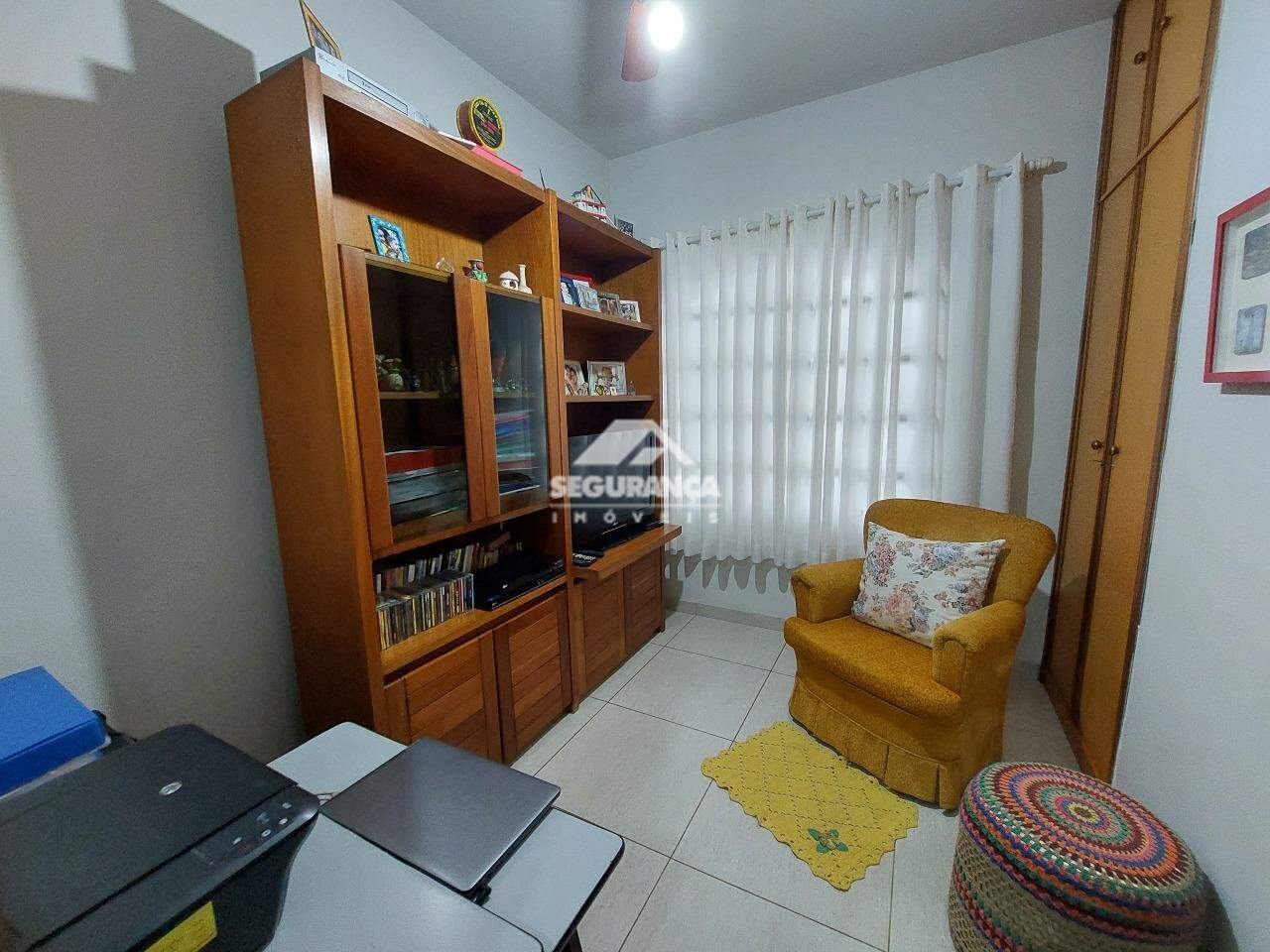 Casa para aluguel no Ilha dos Araújos: ESCRITÓRIO