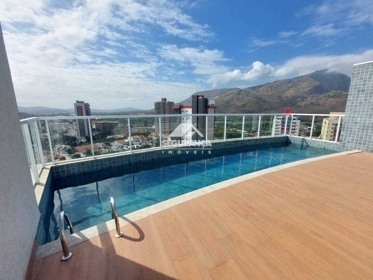 Apartamento para aluguel no Centro: PISCINA DO PRÉDIO