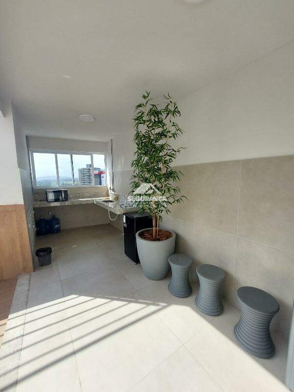 Apartamento para aluguel no Centro: ÁREA GOURMET DO PRÉDIO