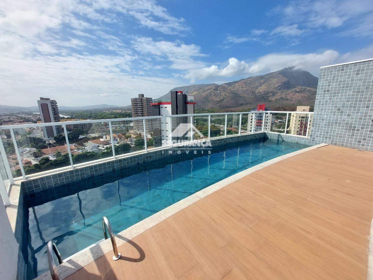 Apartamento para aluguel no Centro: PISCINA DO PRÉDIO