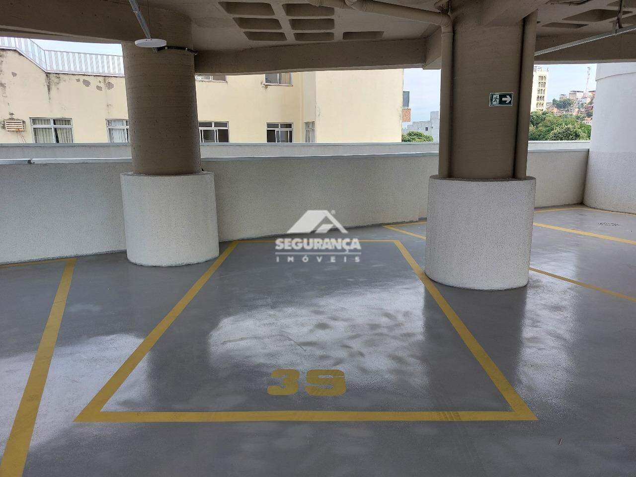 Apartamento para aluguel no Centro: GARAGEM