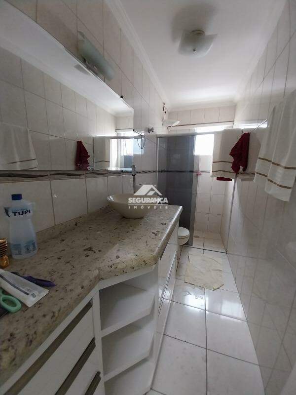 Apartamento para aluguel no Centro: BANHEIRO SUÍTE