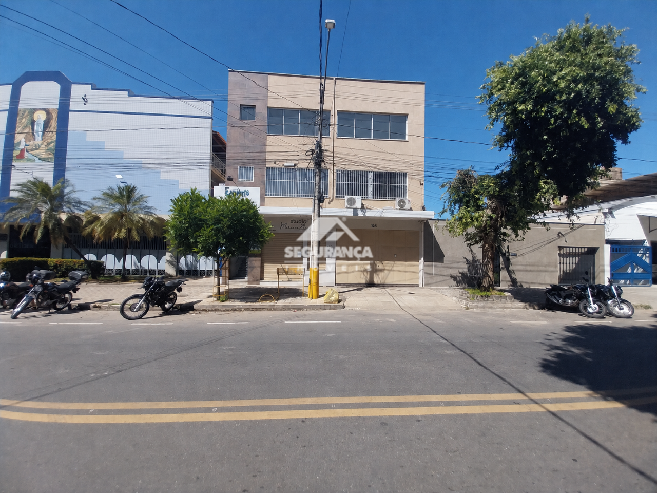 Sala para aluguel no Lourdes: FACHADA 