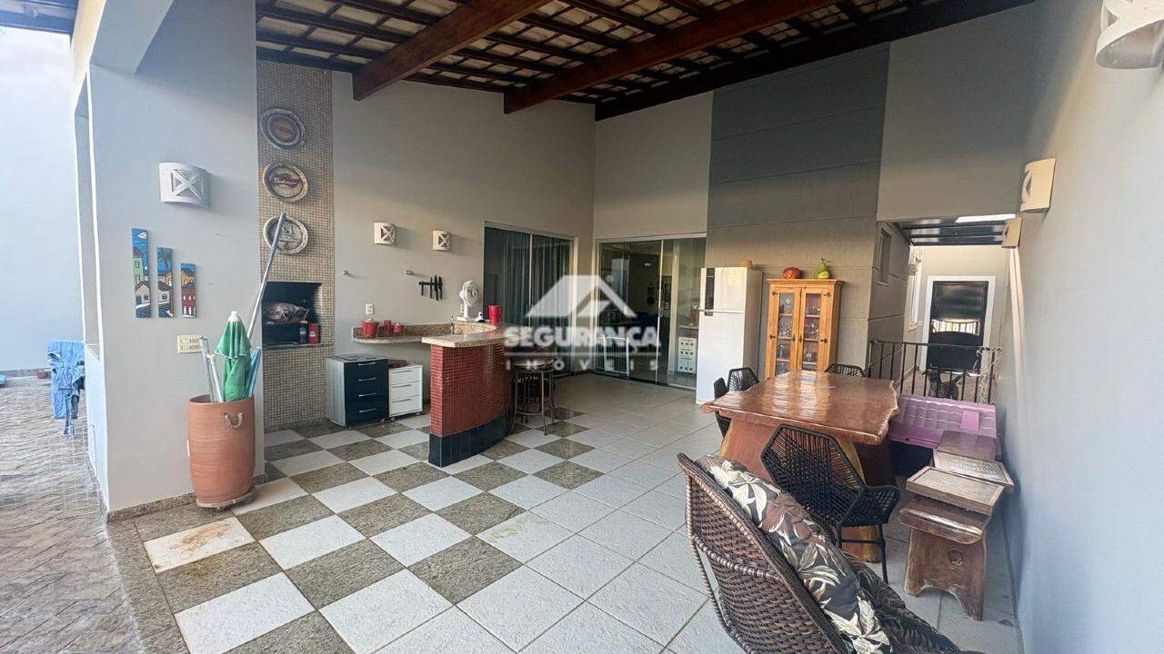Casa à venda no GRA DUQUESA: