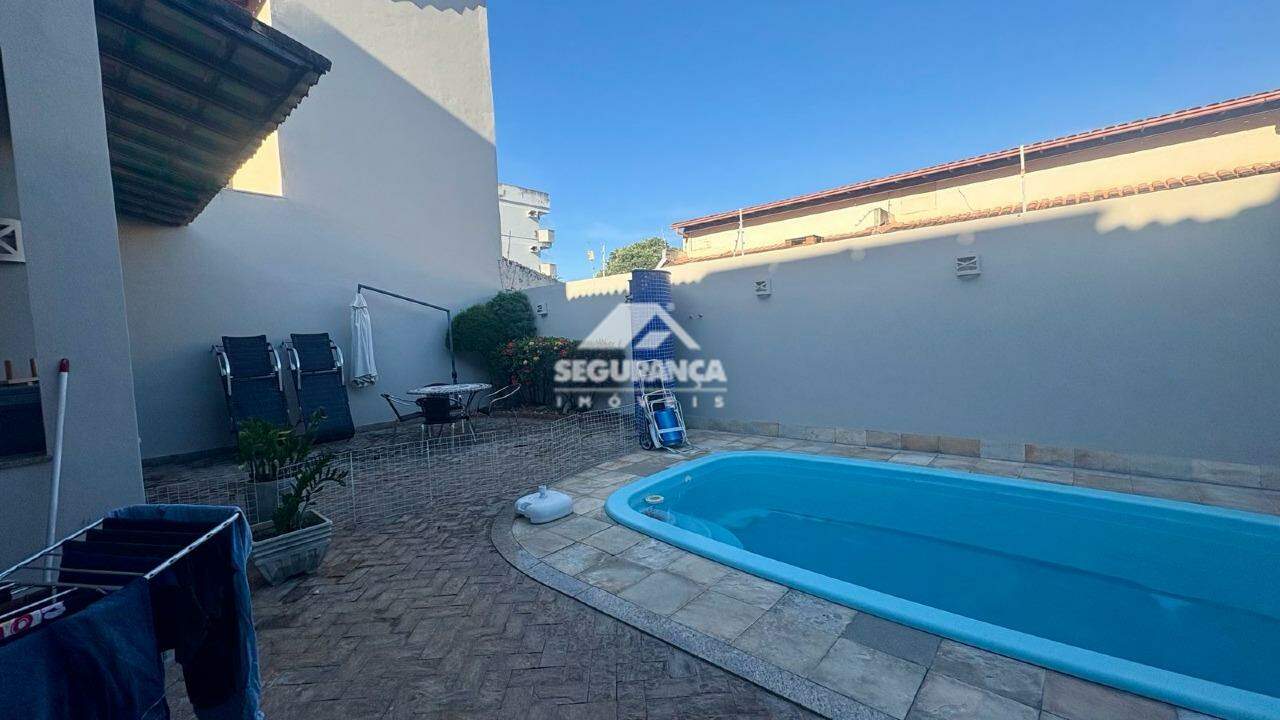 Casa à venda no GRA DUQUESA:
