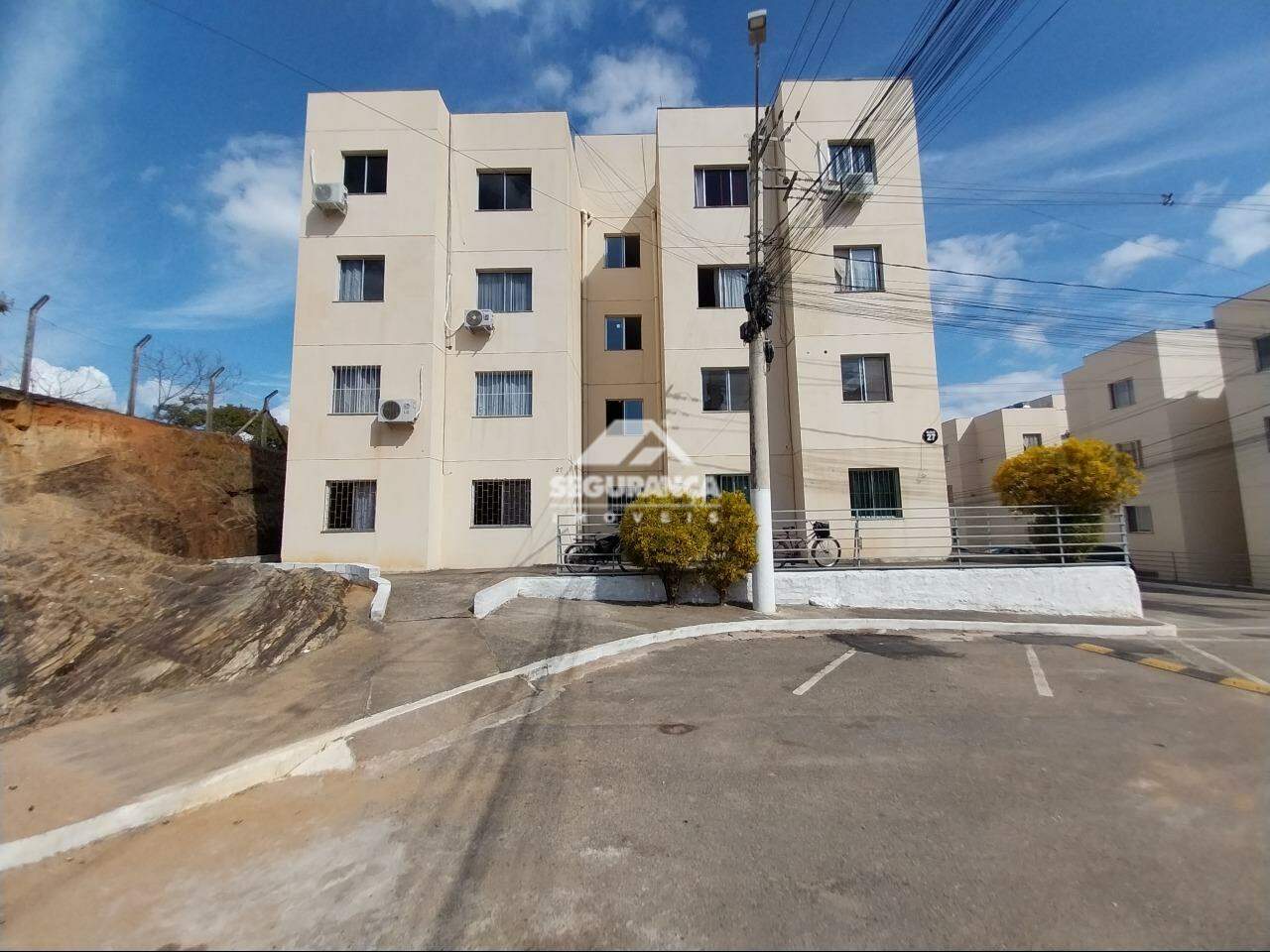 Apartamento para aluguel no NOVA VILA BRETAS: FACHADA 