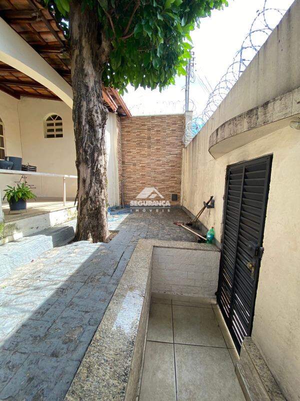 Casa à venda no NOSSA SENHORA DAS GRACAS: 