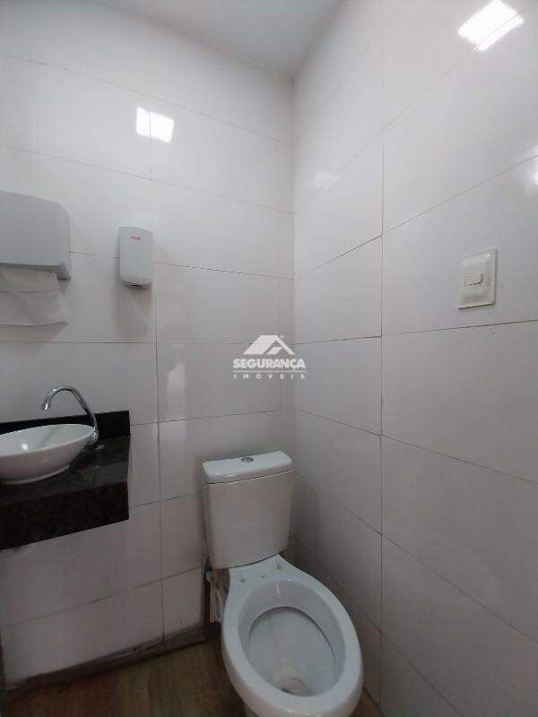 Loja para aluguel no ESPLANADINHA: BANHEIRO
