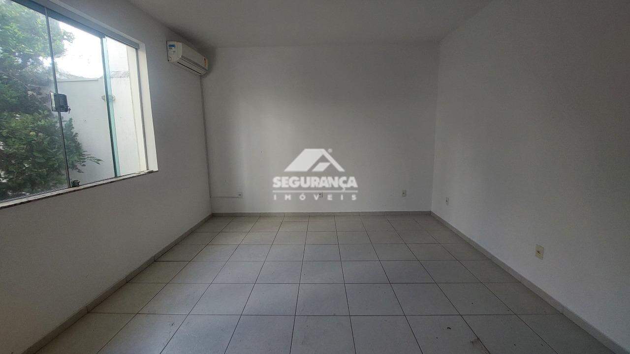 Casa para aluguel no Esplanada: SUÍTE (2)