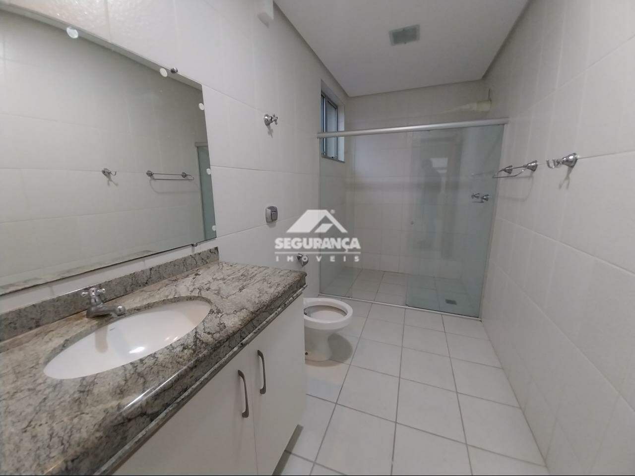 Apartamento para aluguel no ESPLANADINHA: BANHEIRO SUÍTE