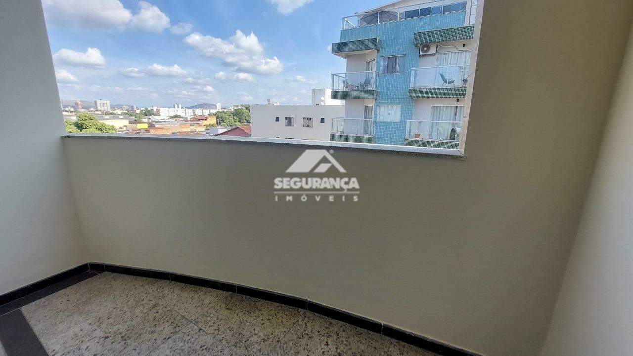 Apartamento para aluguel no NOSSA SENHORA DAS GRACAS: VARANDA