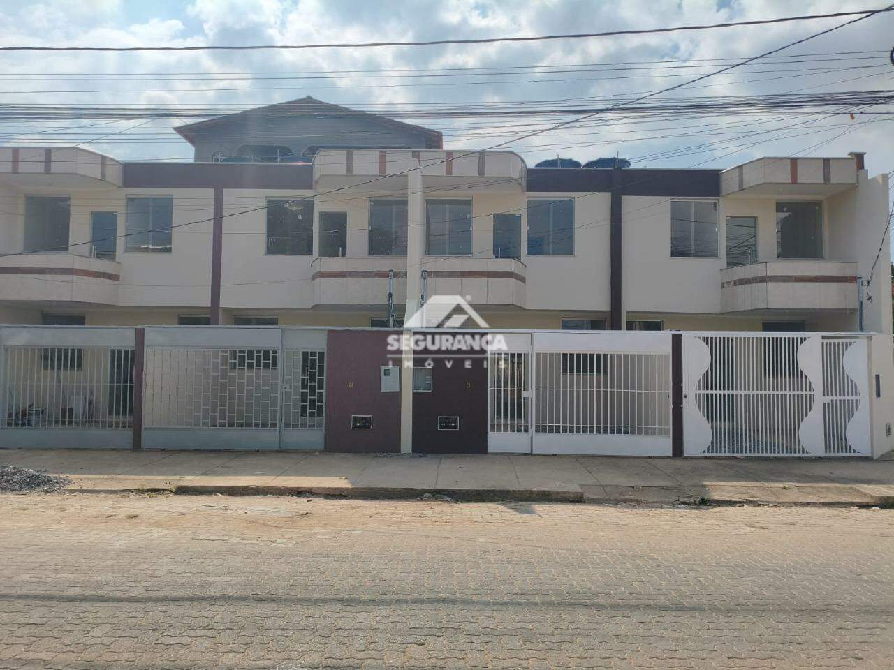 Casa à venda no TIRADENTES: 
