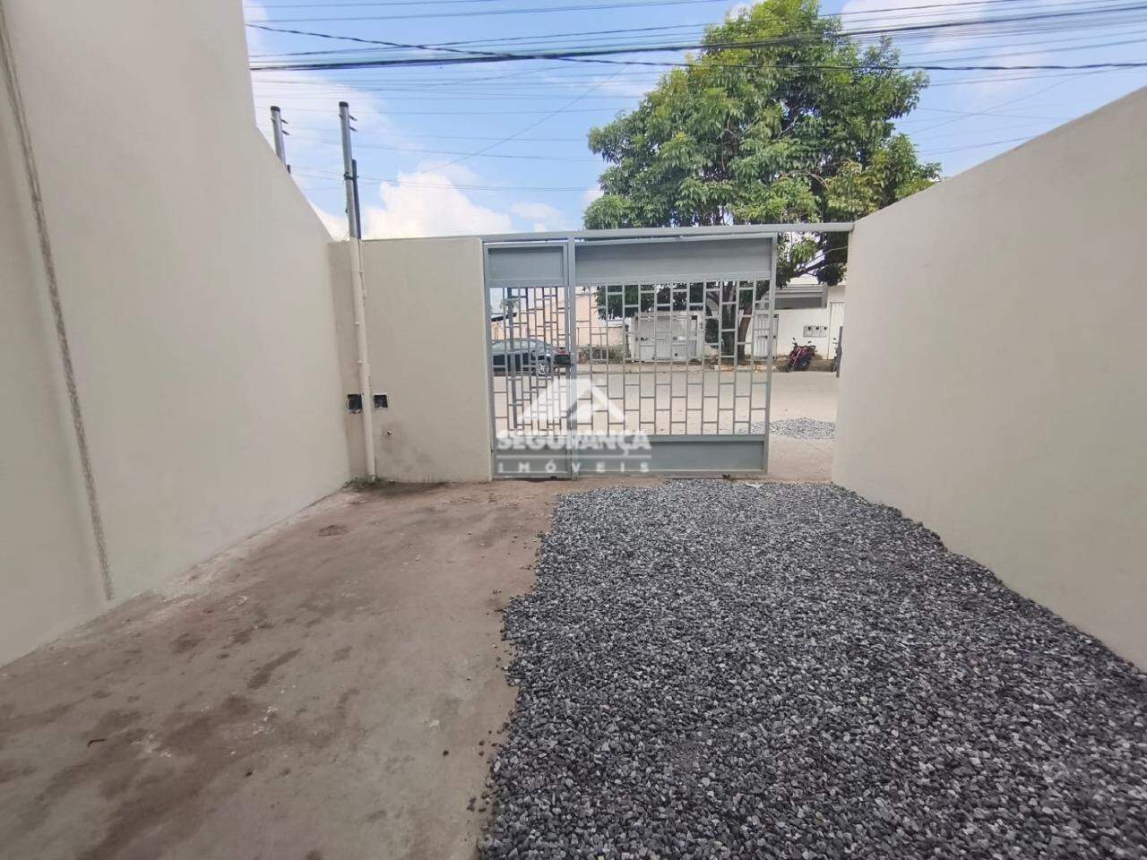 Casa à venda no TIRADENTES: