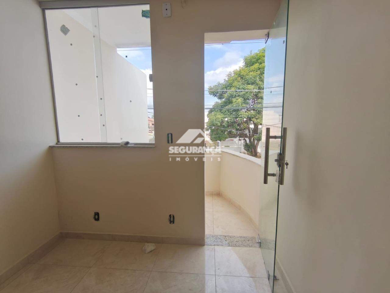 Casa à venda no TIRADENTES: 