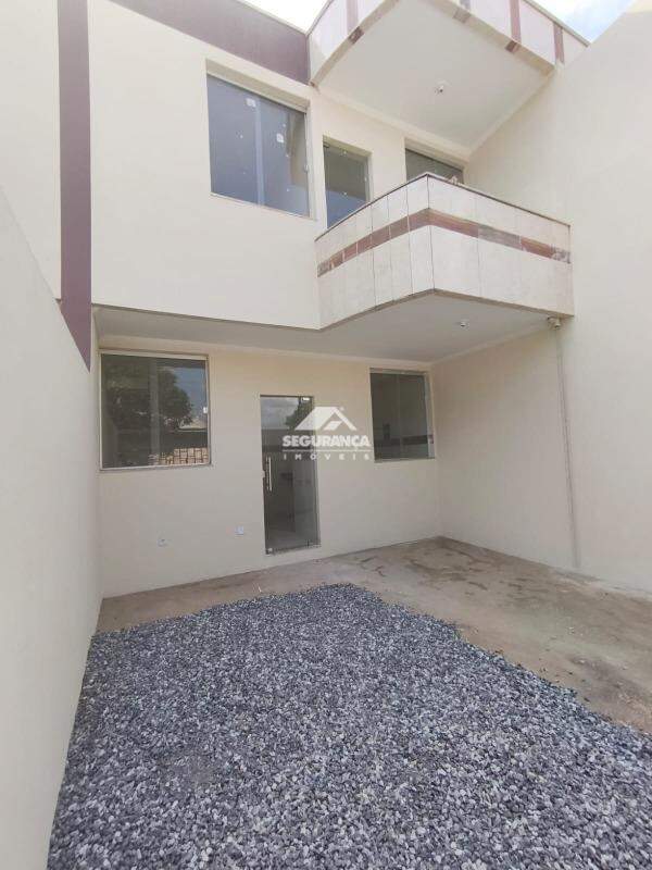 Casa à venda no TIRADENTES: 