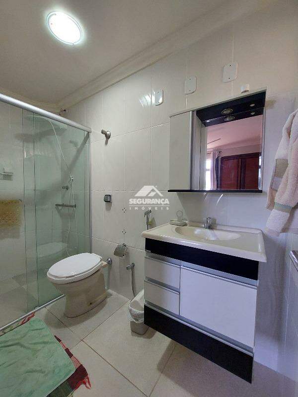 Apartamento para aluguel no MORADA DO ACAMPAMENTO: BANHEIRO DA SUÍTE