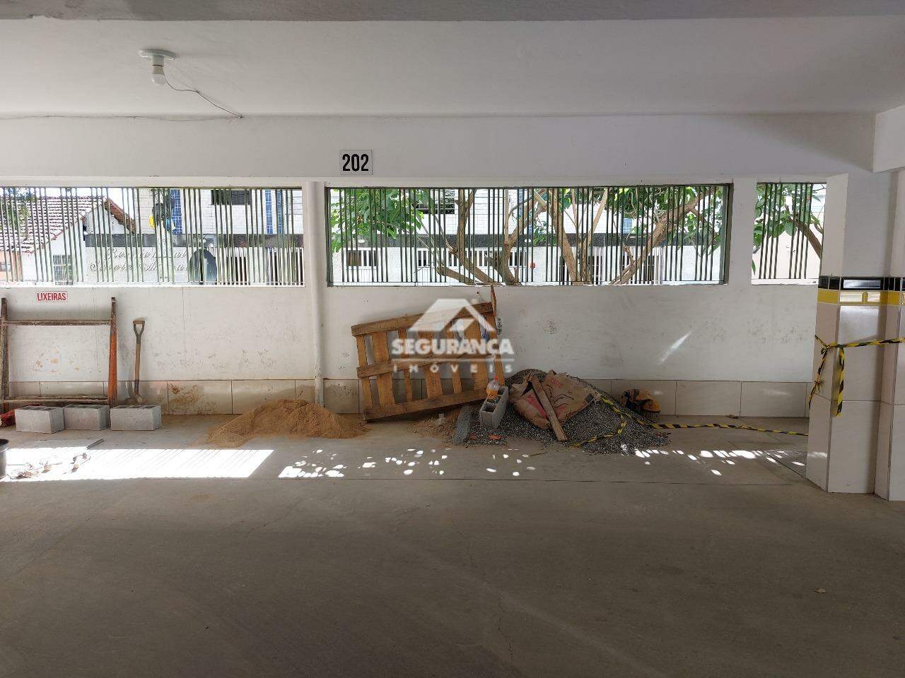 Apartamento para aluguel no MORADA DO ACAMPAMENTO: GARAGEM (2)