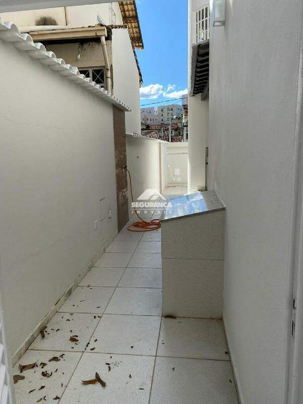 Casa à venda no GRA DUQUESA: 