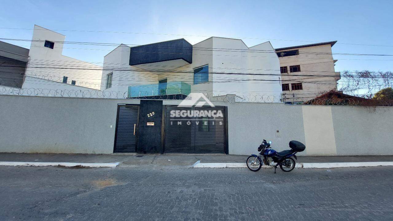 Casa para aluguel no Esperança: FACHADA 