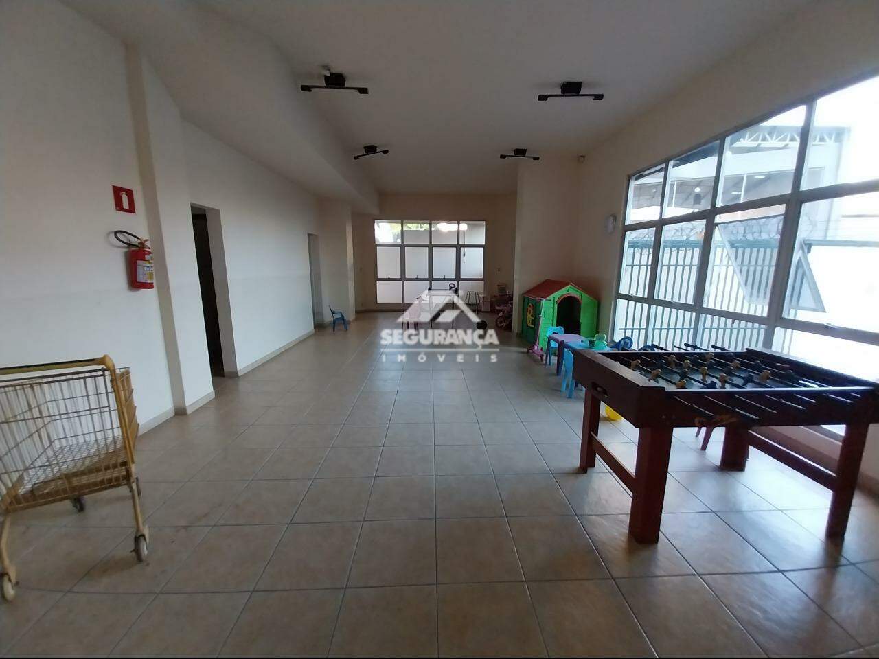 Apartamento para aluguel no Centro: ÁREA DE JOGOS