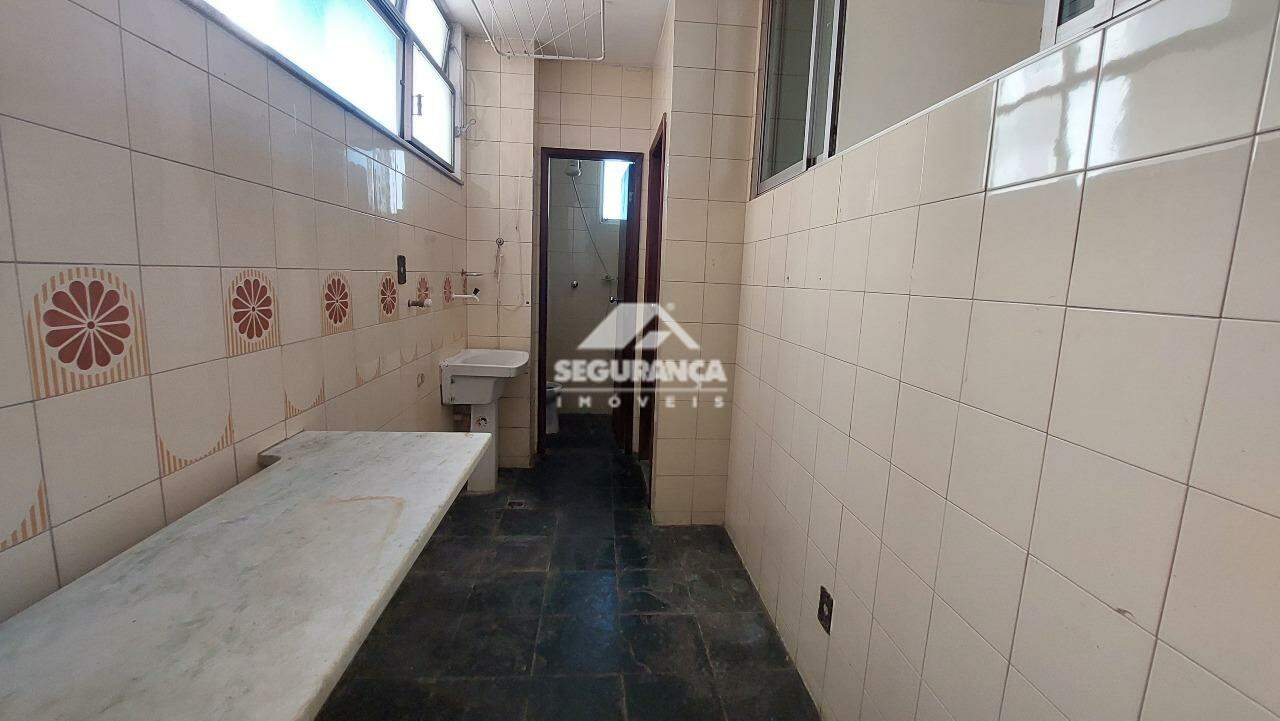 Apartamento para aluguel no Centro: ÁREA DE SERVIÇO