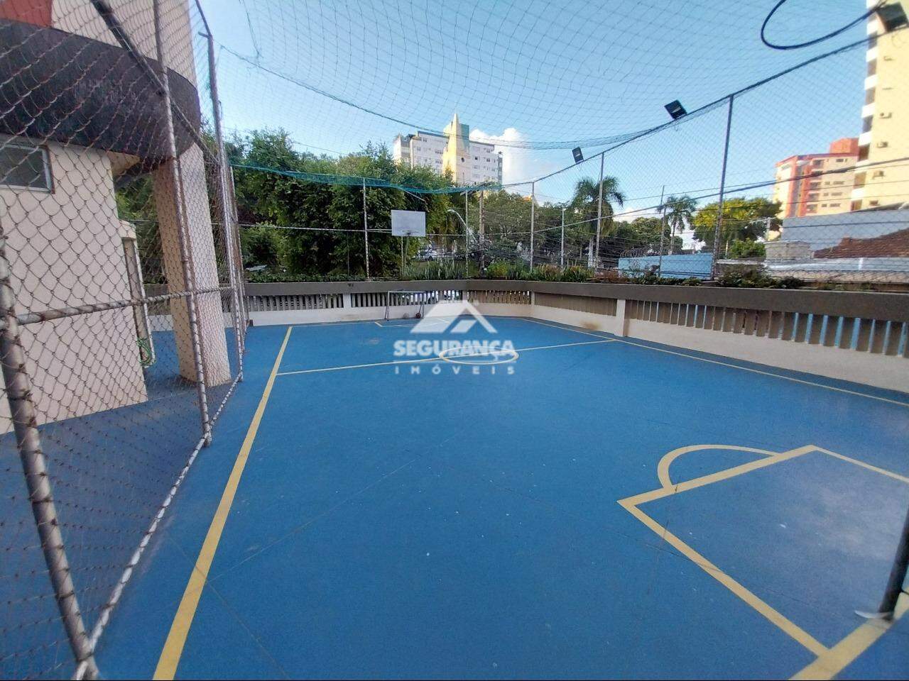 Apartamento para aluguel no Centro: QUADRA DE FUTEBOL