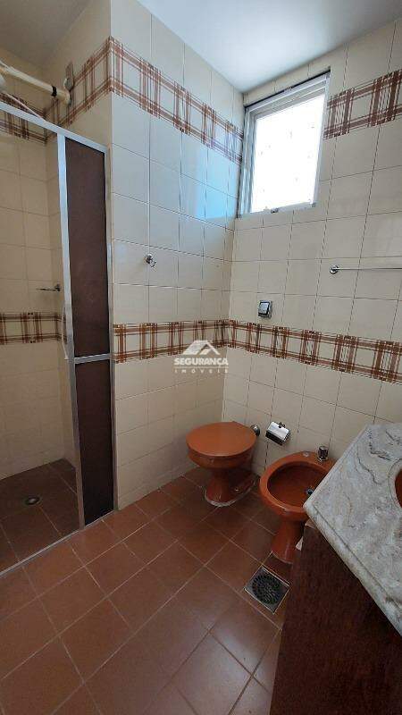 Apartamento para aluguel no Centro: BANHEIRO SUÍTE