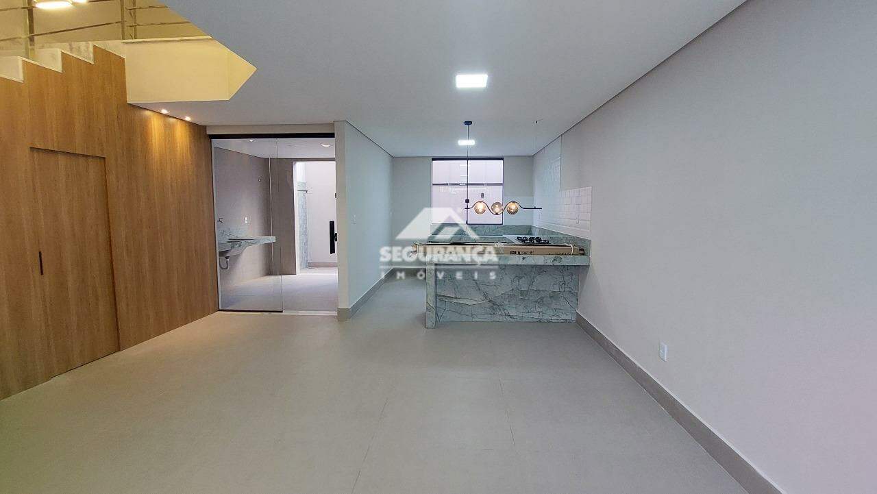 Casa para aluguel no Centro: COPA