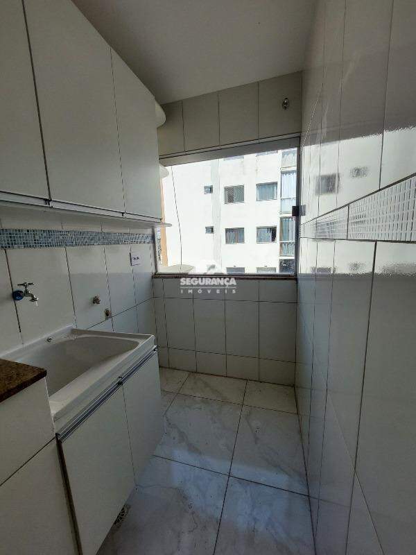 Apartamento para aluguel no CARAVELAS: ÁREA DE SERVIÇO