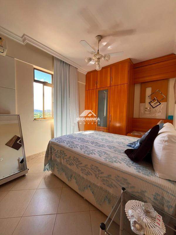 Apartamento à venda no Centro: suite 2