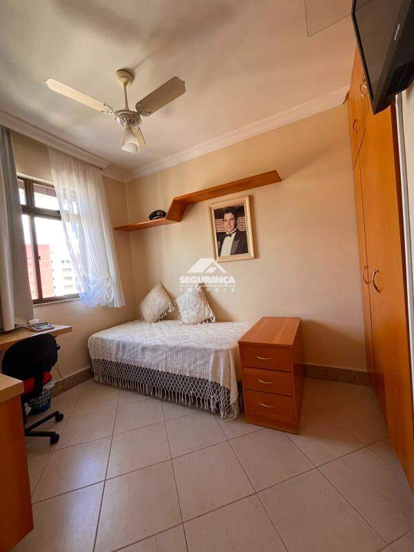 Apartamento à venda no Centro: quarto 4