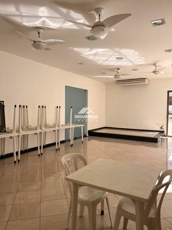 Apartamento à venda no Centro: salão de festas