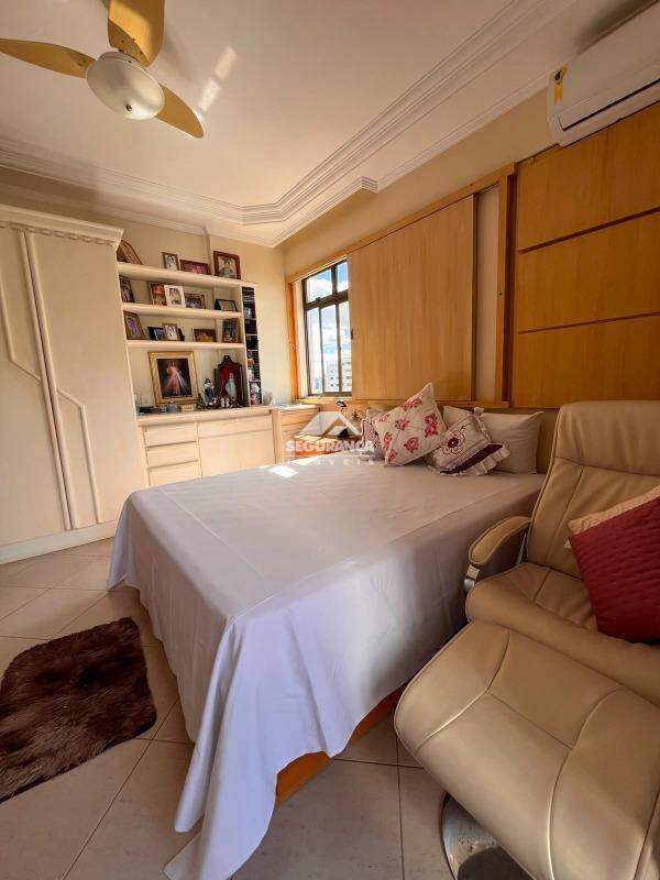 Apartamento à venda no Centro: suite 1