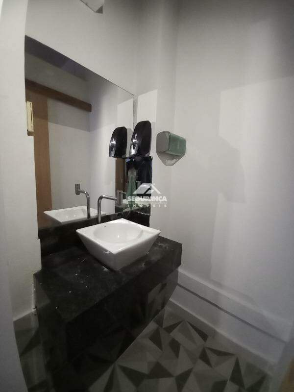Loja para aluguel no Centro: LAVABO