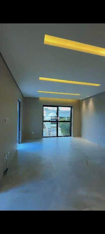 Casa à venda no GRA DUQUESA: 