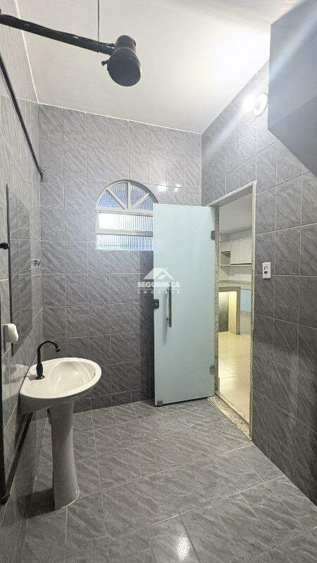 Casa à venda no JK III: