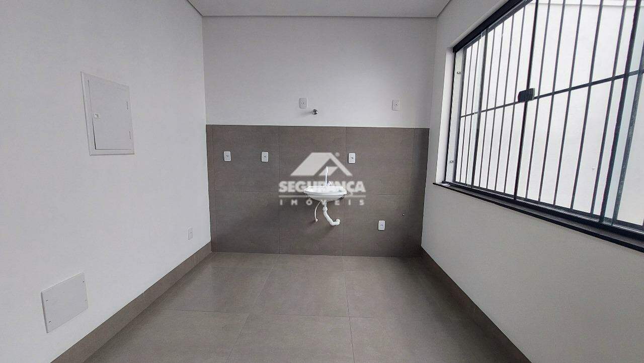 Loja para aluguel no SANTO AGOSTINHO: ÁREA DE SERVIÇO