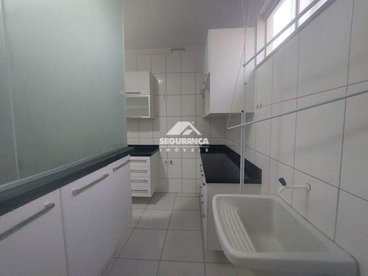 Apartamento à venda no ESPLANADINHA: ÁRTEA DE SERVIÇO