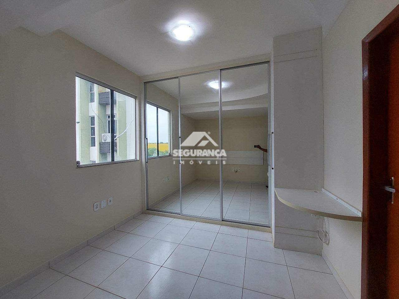 Apartamento à venda no ESPLANADINHA: QUARTO SUÍTE 