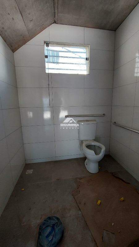 Galpão para aluguel no SANTA TEREZINHA: BANHEIRO PNE