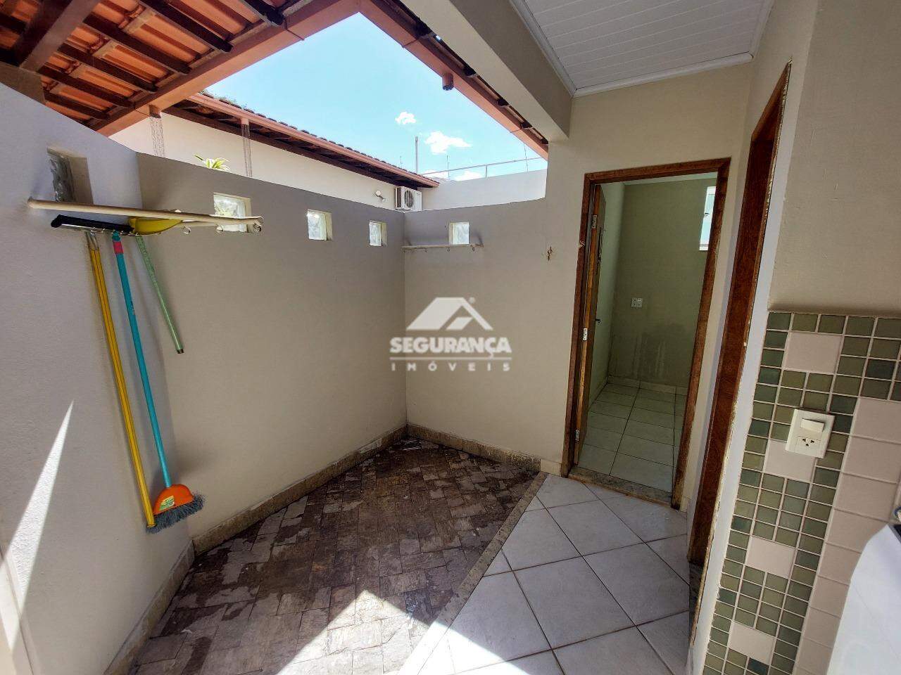 Casa à venda no Ilha dos Araújos: ÁREA DE SERVIÇO